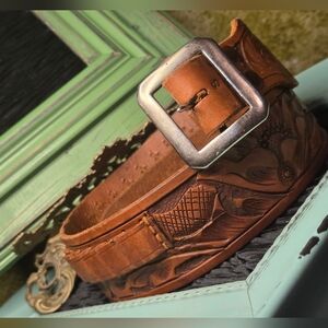 Vntg Viking Hand Tooled Leather Ammo Belt w/ North & Judd Hardware